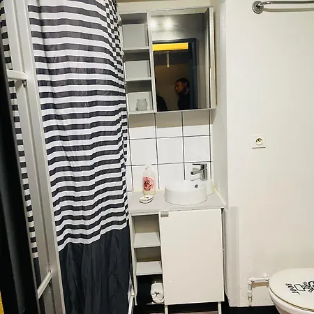 Comfortable In Apartment *